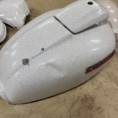 CB250T CB400T タンク　フェンダー　サイドカバーの画像