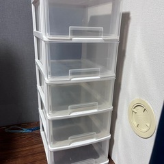 プラケース