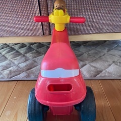 アンパンマン三輪車の画像