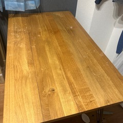 ダイニングテーブル
