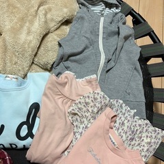女の子服まとめ売りリュック付きの画像