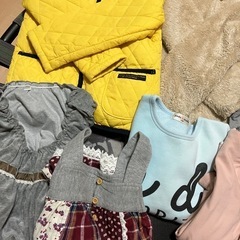 女の子服まとめ売りリュック付きの画像