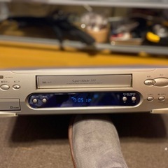 VHSビデオデッキ