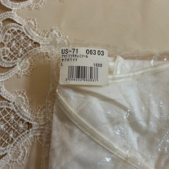 ⭐︎【新品】汗とり付き白キャミソールLの画像