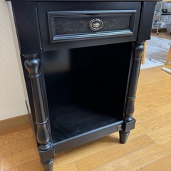 【美品】英国王室御用達　スランバーランド ブラック シェルフ  おしゃれ  収納の画像