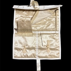 アメニティポーチ　和装小物　刺繍　未使用の画像