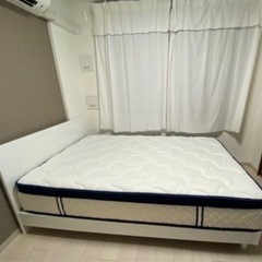 セミダブルベット マットレスとフレームの画像