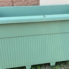 不要になったプランターください。