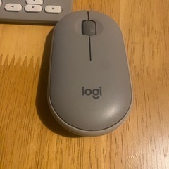 LOGI ワイヤレスキーボード　マウス　ハングルの画像