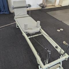 【新品】リフォーマー「折畳み式ピラティスマシン」の画像
