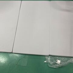 ☆中古￥2,000！折りたたみシングルベッド　家具　130㎝ｘ2...