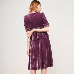 美品　リリーブラウン　ベロアワンピースの画像