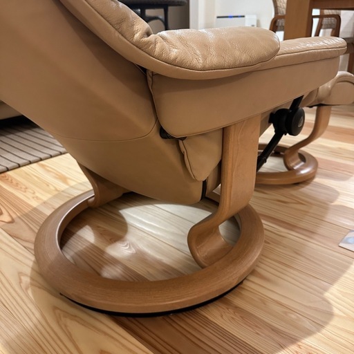 EKORNES/エコーネス 最高級 Reno/レノ(M) ストレスレス 総革 北欧/ノルウェー リクライニングチェアセット　45万　