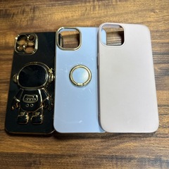 iPhone14のケース等の画像