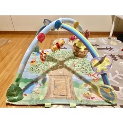 【完備品】てあそびいっぱい！おうちにへんしんジム くまのプーさん...