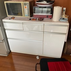 キッチン収納棚
