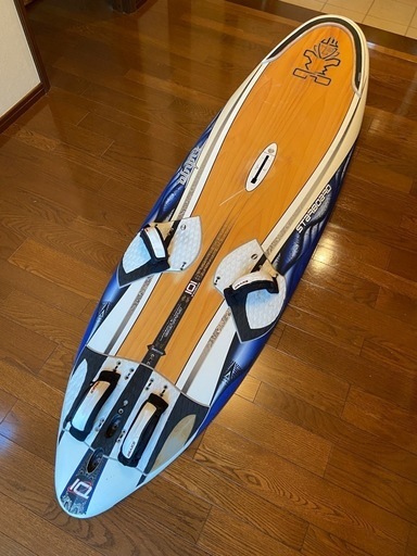 スターボード ウインドサーフィン用ボード