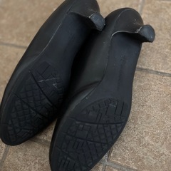 リクルートパンプス中古の画像