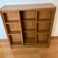 木製本棚