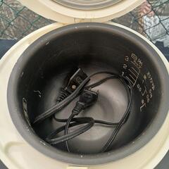 電子ジャー炊飯器の画像