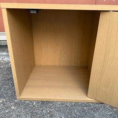 扉付きボックスの画像