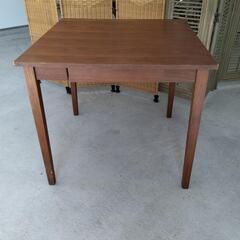 20250513001　家具　テーブル