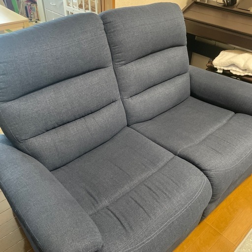 ニトリ　電動リクライニングソファ　紺色