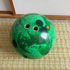 ボーリングボール
