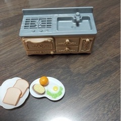 シルバニアファミリー　みんなでお出かけキャンピングカー＋お出かけファミリーカー＋うさぎ人形2体＋オマケ小物の画像