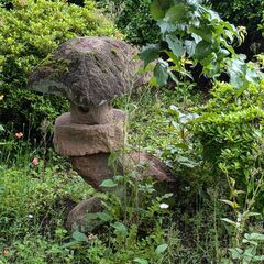 現地小平市にて　石灯篭　2　