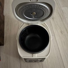 3合炊き炊飯器