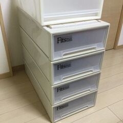 衣装ケース　Fits