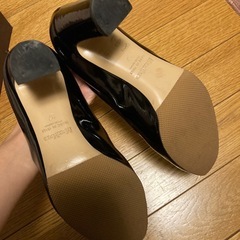Max Mara エナメルパンプス 黒　ブラック　サイズ37の画像