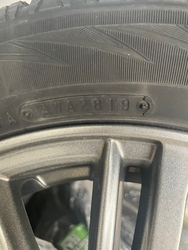 185/60r15スタッドレスタイヤ?　4本セット 