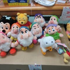 本日のみインスタ投稿で　ディズニー縫ぐるみ小　ほか　　１００円にします