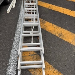 三段梯子7m?　軽バンに乗せれます　