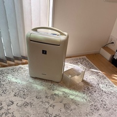 除湿機　シャープ