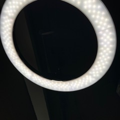 取引中　LEDリングライトNEEWER RL18の画像
