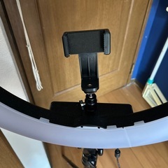 取引中　LEDリングライトNEEWER RL18の画像