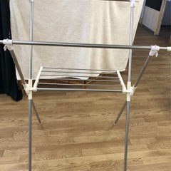 洗濯物干しの画像