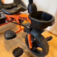 BTM TRIKE 子供用三輪車 押し棒付き・カゴ付きの画像