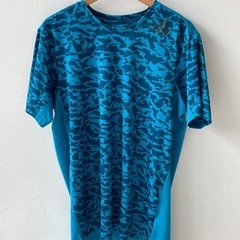 adidas Tシャツ