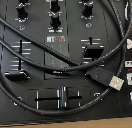 特別セーフ 値下げ交渉可能。Numark MT PRO 3 DJコントローラー USB接続ん DJ機材