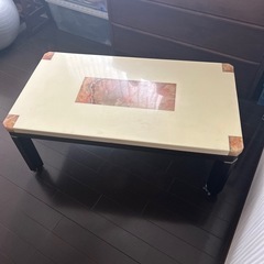 大理石調テーブル