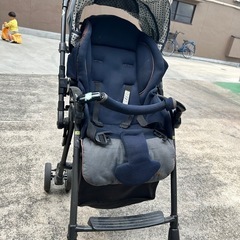Pigeon ベビーカー