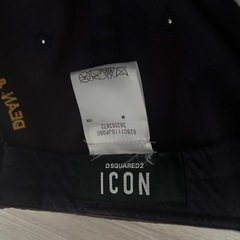 DSQUARED2 ICON カナダ国旗キャップの画像