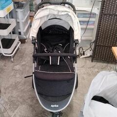 0514-015 Aprica　３輪ベビーカー