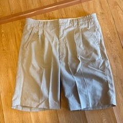 メンズショートパンツベージュの画像