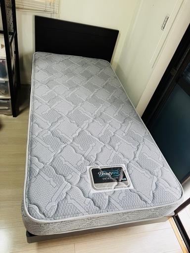 SIMMONS シモンズ ビューティレスト セレクション ツインコレクション シングルベッド　２セットあります。こちらは1セットの価格となります。