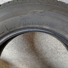 【中古】ブリジストン LUFT RVⅡ 215/65R16 サマータイヤ 1本の画像